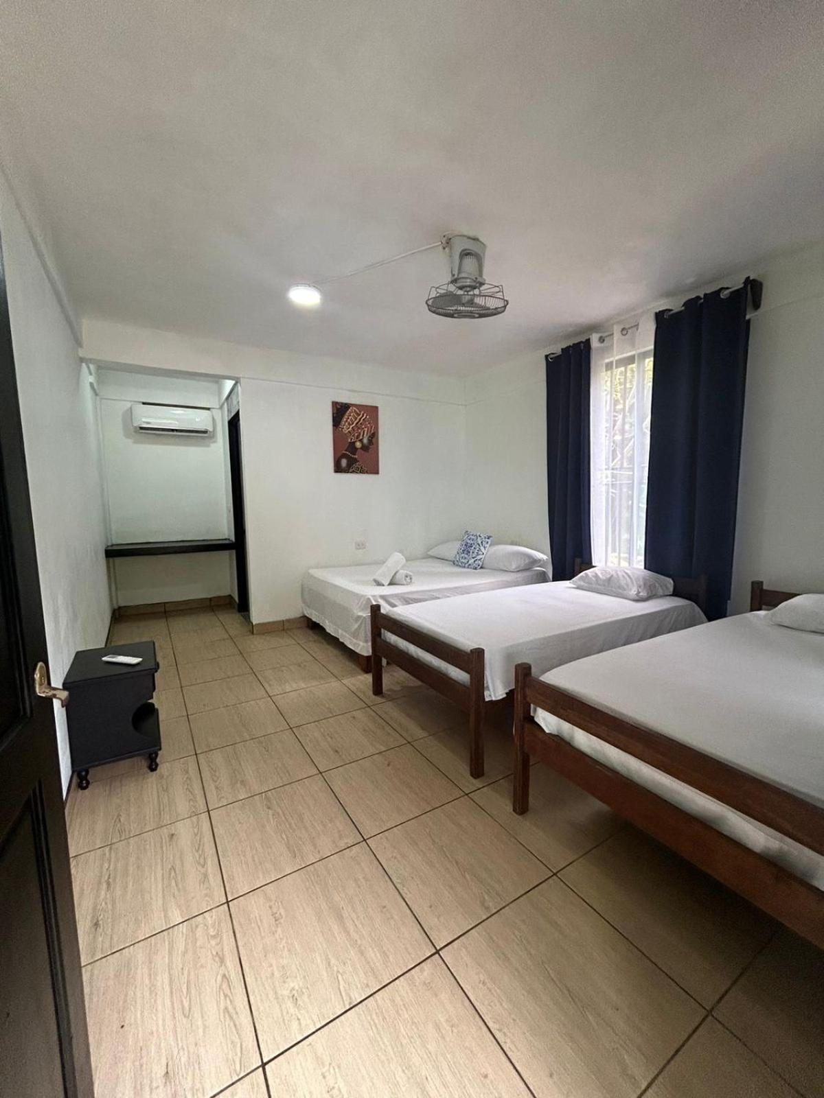Los Amigos Jungle Hotel Tortuguero Bilik gambar